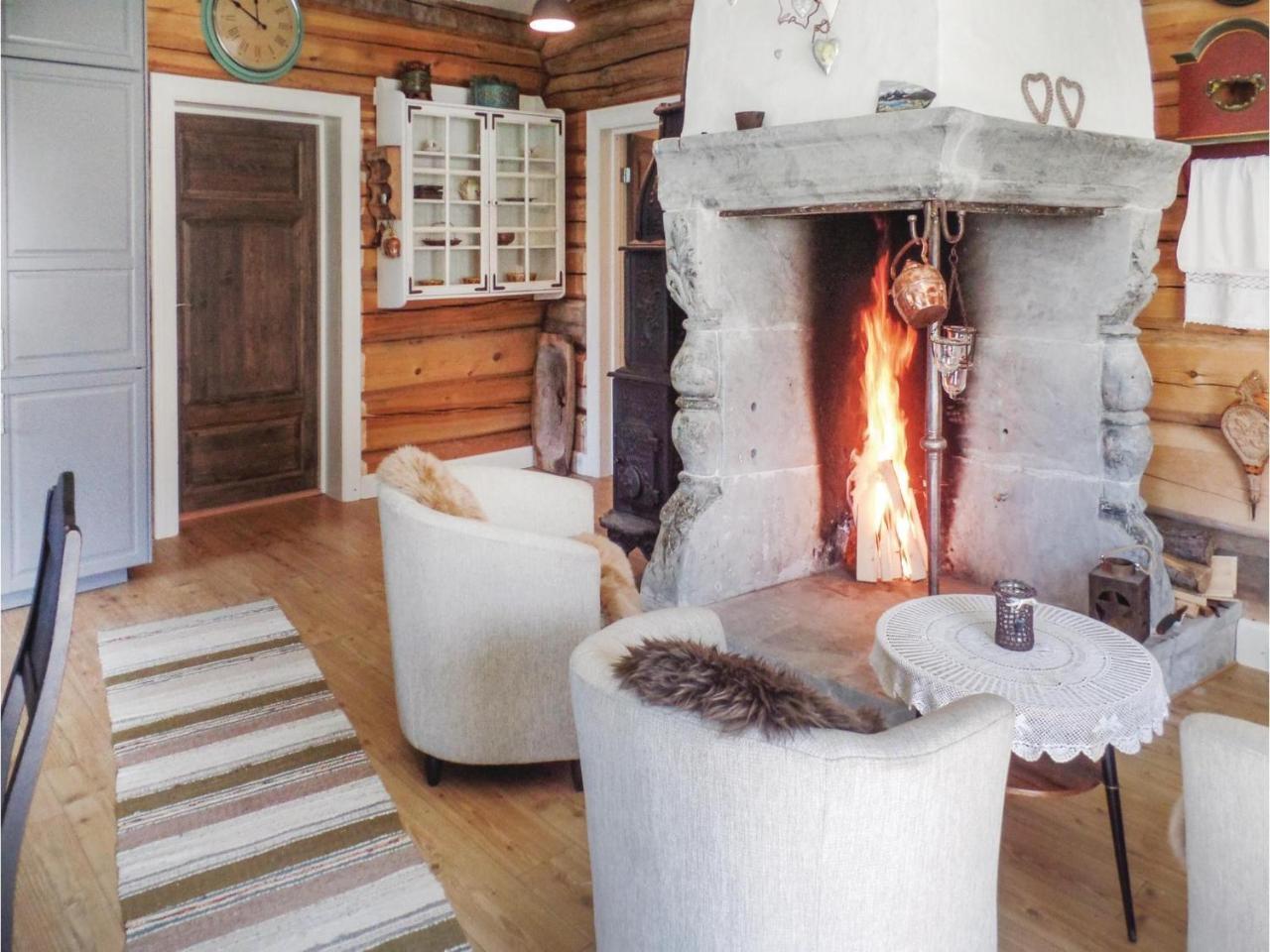 Awesome Home In Vaga With House Sea View Vågåmo 外观 照片